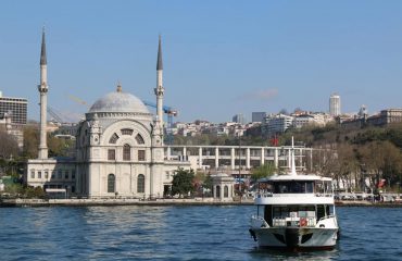 Istanbul-Along-Bosphorus-Cruise-Tour-in-European-side-of-Istanbul-Turkey