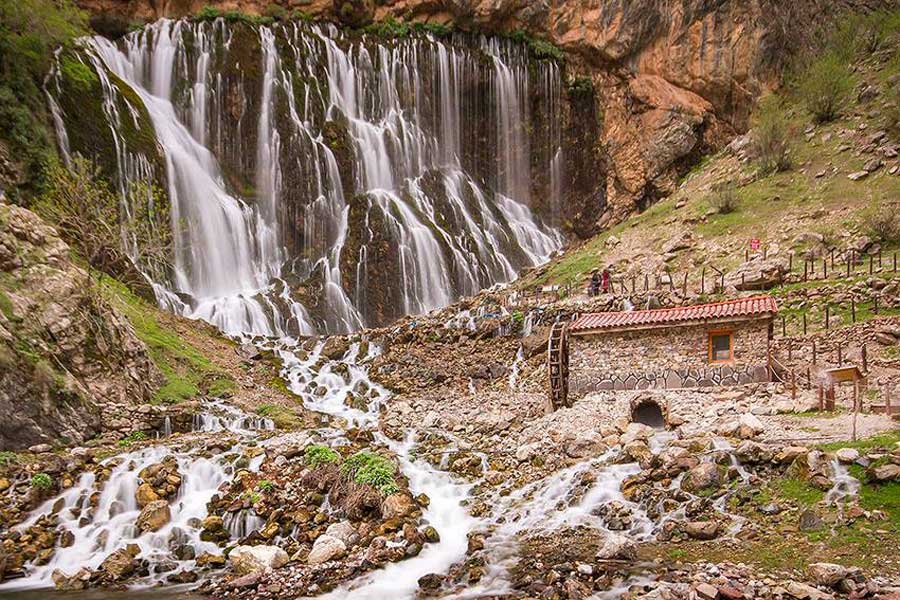cappadocia-kapuzbasi-waterfalls